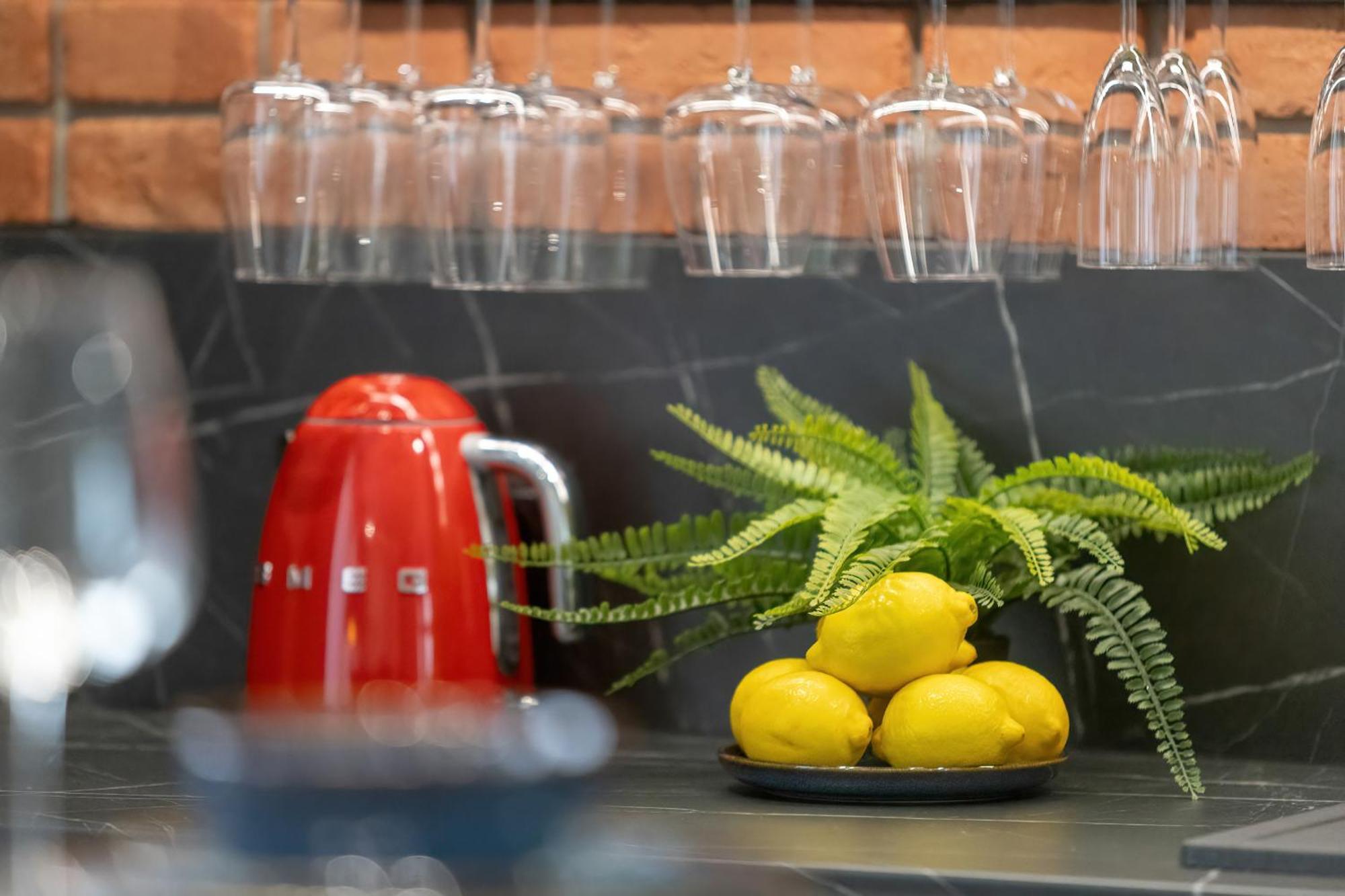 Exclusive Grey And Red Apartment In Warsaw Center By Noclegi Renters Eksteriør bilde